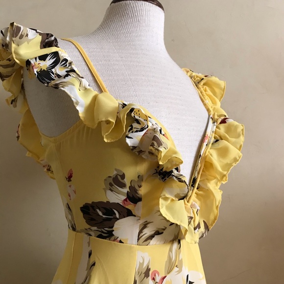 Fashion Nova Floral Maxi Dress - Picture 2 of 10